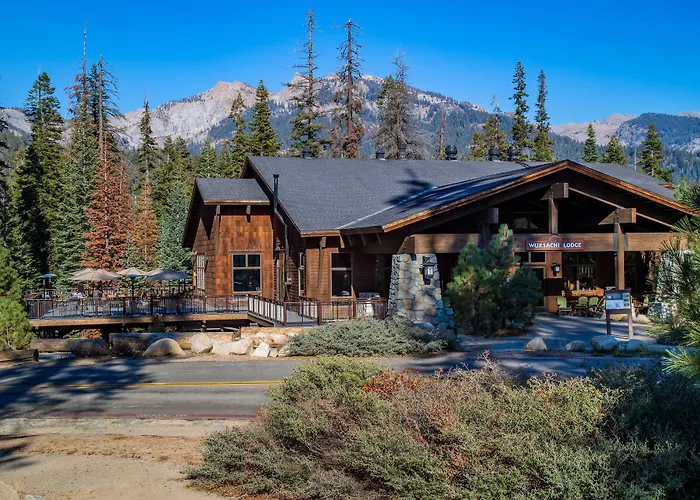 Wuksachi Lodge