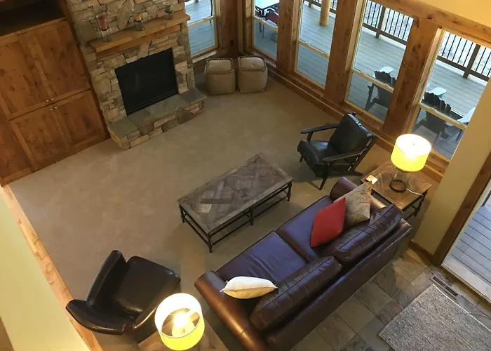Mount Bachelor Village Resort