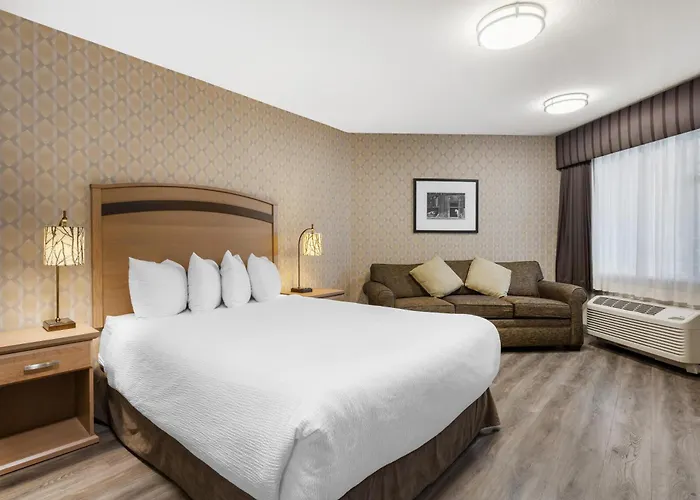 Best Western Plus Country Meadows Inn