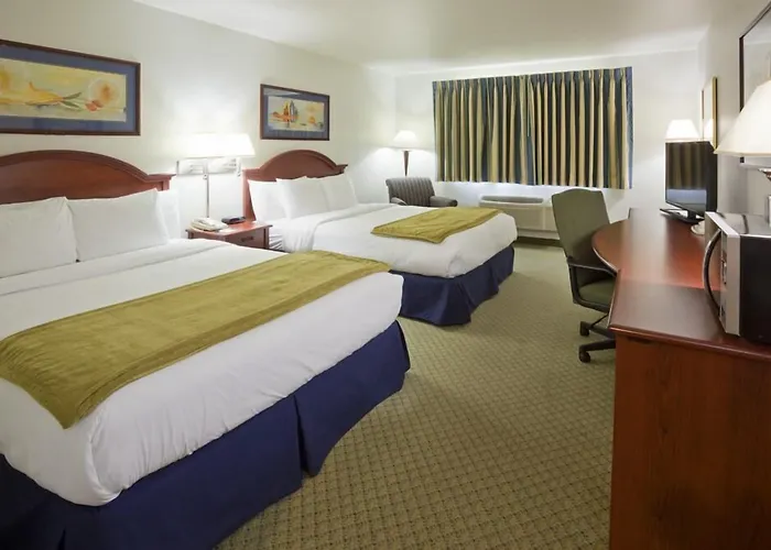 Crossings By Grandstay Inn & Suites