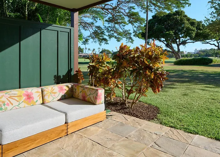 Royal Lahaina Bungalows & Spa