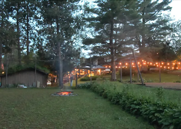 Summit Lodge