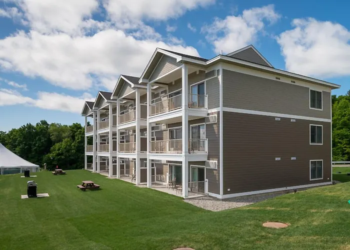 Sanbornton Resorts