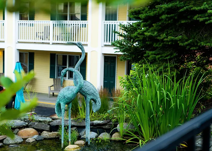 Innseason Resorts The Falls At Ogunquit