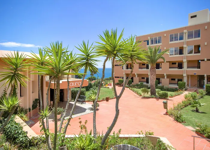 Auramar Beach Resort