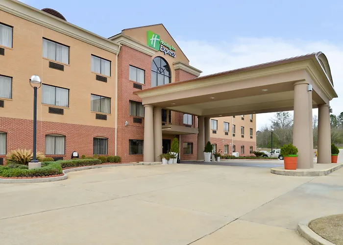 Holiday Inn Express Clanton
