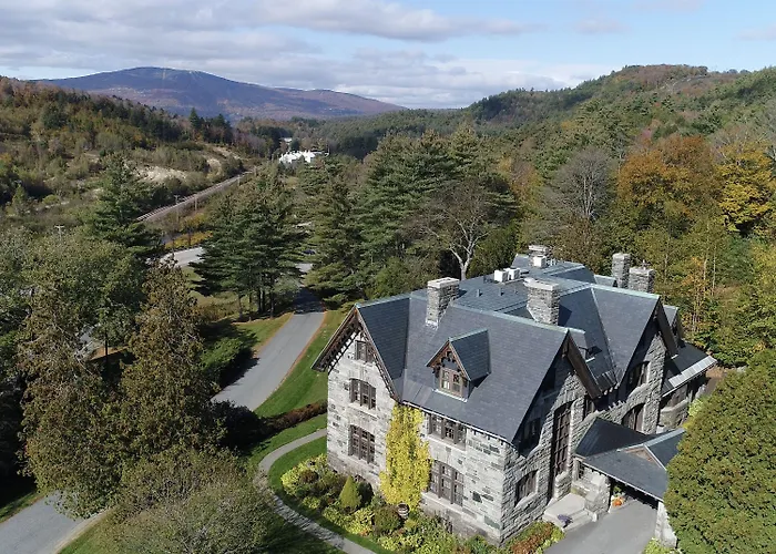 Castle Hill Resort And Spa