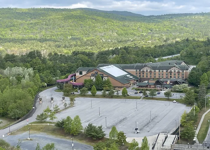 Great Escape Lodge & Indoor Waterpark