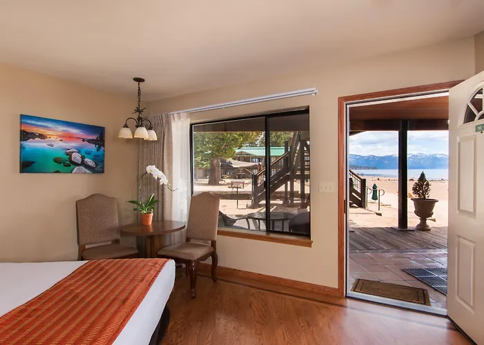 Mourelatos Lakeshore Resort