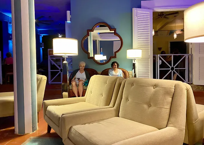 Blue Horizon Boutique Resort (Adults Only)