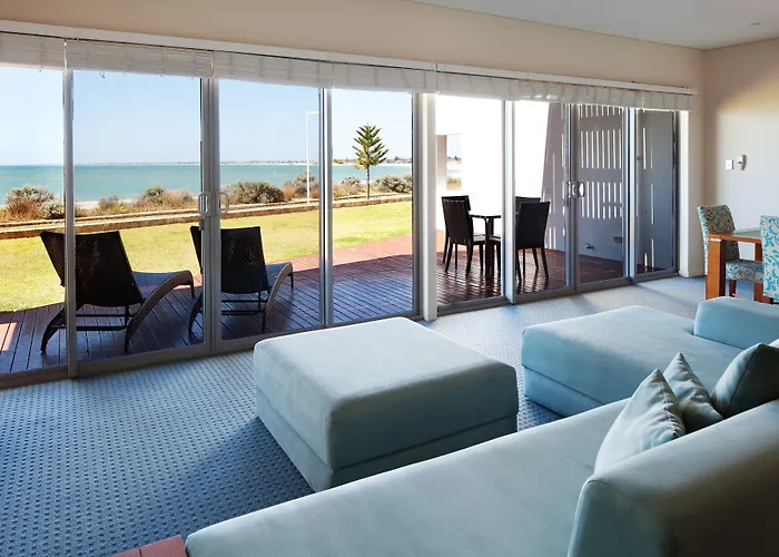 Family resorts in Mandurah