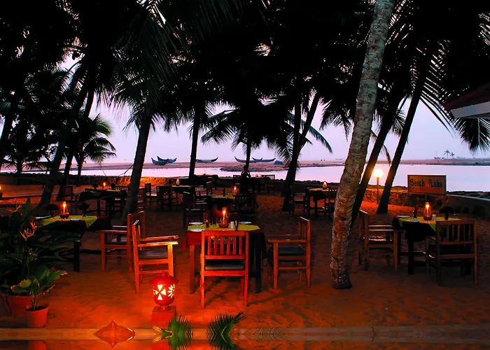 Beach And Lake Ayurvedic Resort, Kovalam