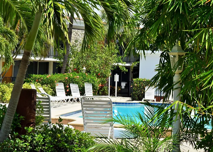 Dolphin Key Resort - Cape Coral