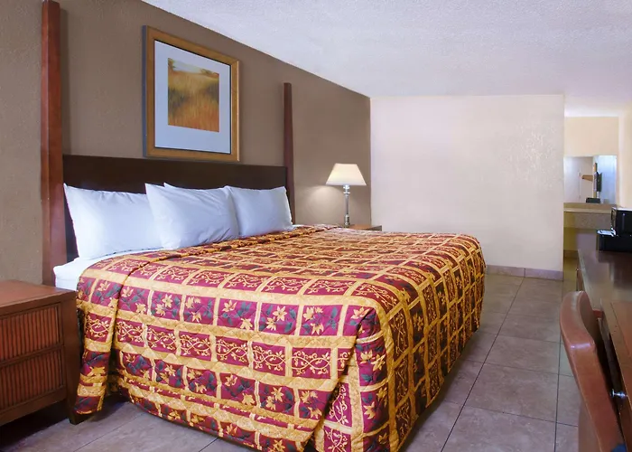 Knights Inn Orlando