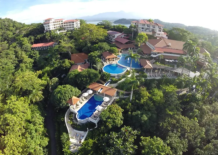 Manuel Antonio Beach Resorts