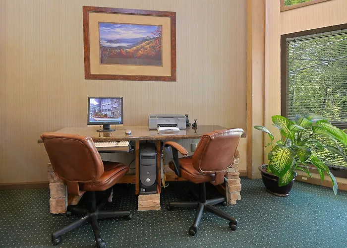 Laurel Point Resort