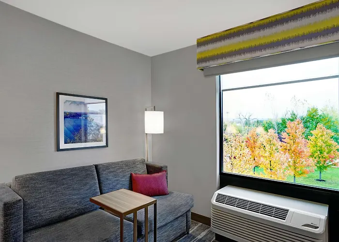 Hampton Inn Utica