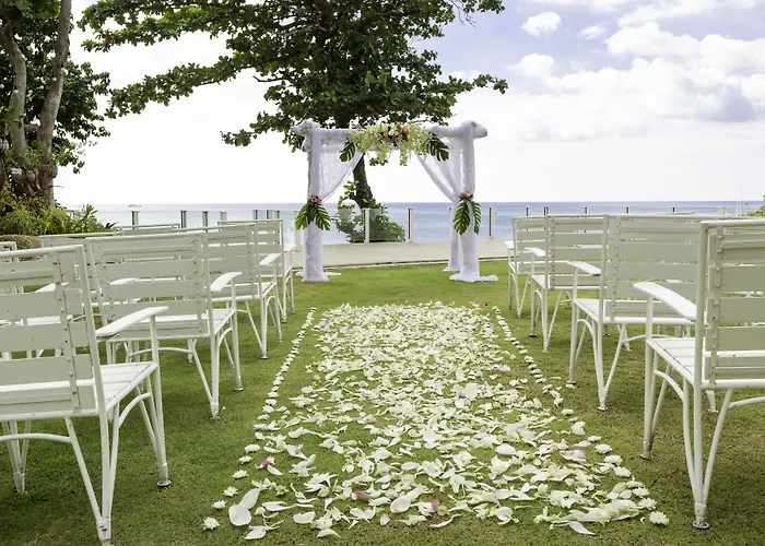 Secret Cliff Resort & Restaurant - Sha Plus