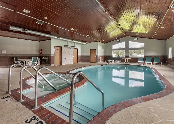 Quality Inn Redgranite