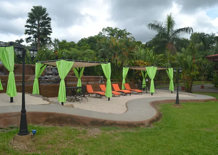 Volcano Lodge, Hotel & Thermal Experience