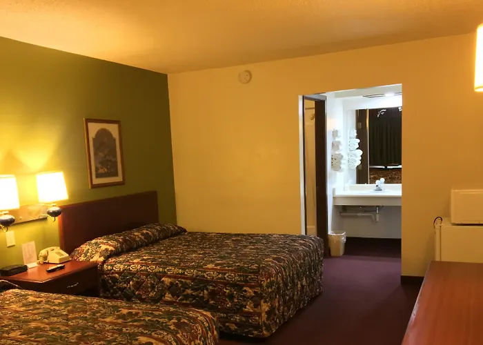 Thunderbird Motor Inn