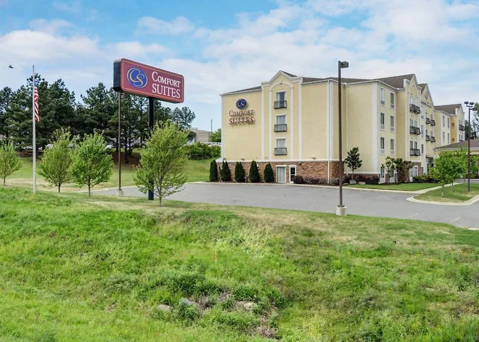 Comfort Suites Near Hot Springs Park