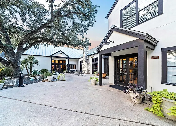 Hillside Boutique Hotel
