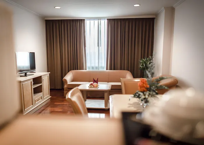 Grand Tower Inn Rama 6