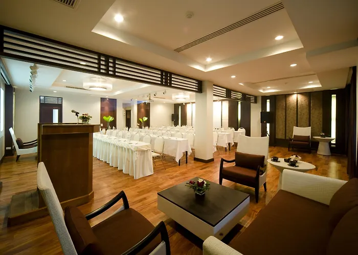 Sareeraya Villas & Suites