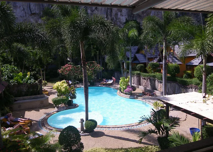 Diamond Cave Resort