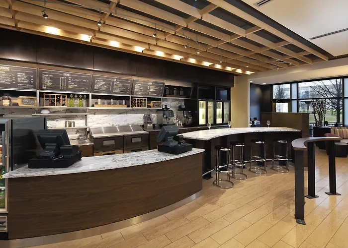 Courtyard By Marriott Indianapolis Downtown