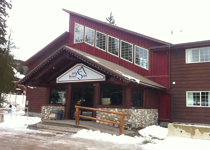 Fernie Slopeside Lodge