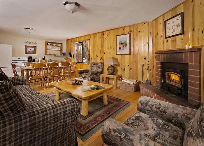 Tamarack Lodge