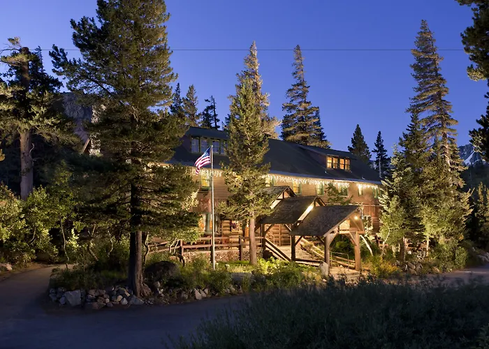 Tamarack Lodge