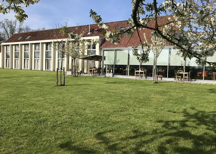 Cleythil Hotel