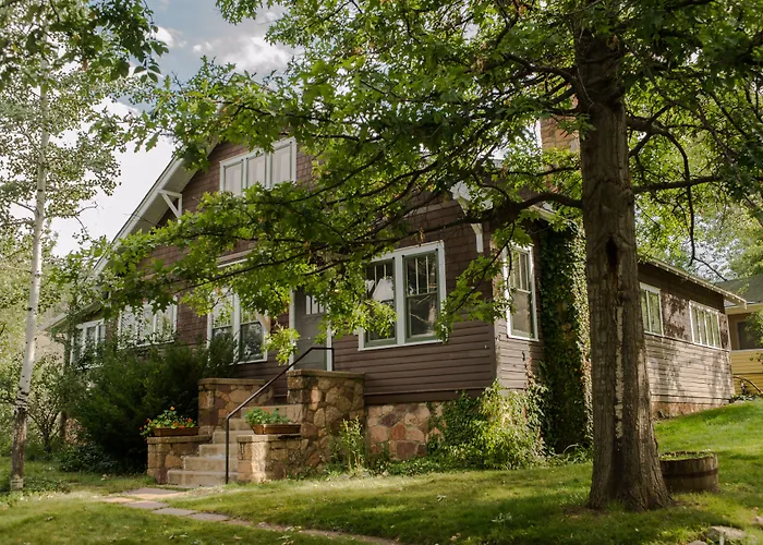 Colorado Chautauqua Cottages