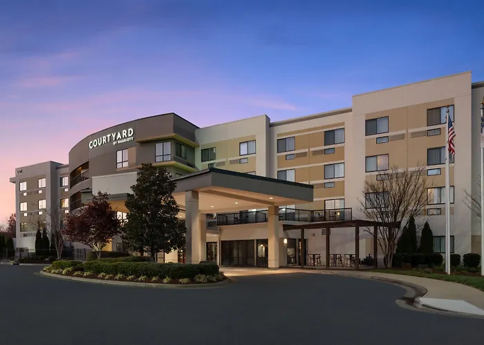 Courtyard By Marriott Raleigh North