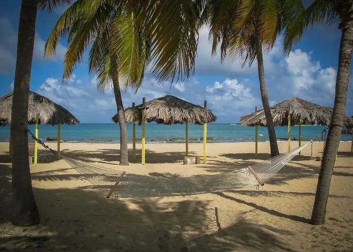 Tamarind Reef Resort Spa & Marina