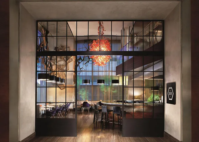 The Ritz-Carlton, Toronto