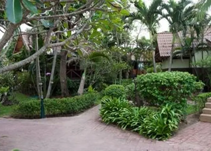 Pinnacle Samui Resort