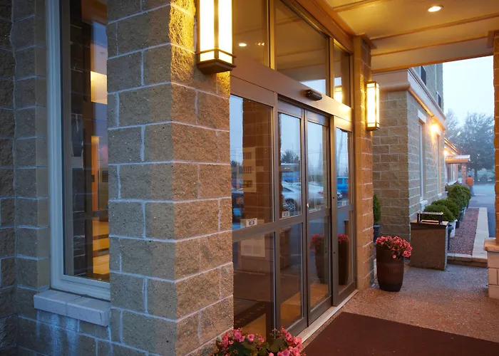 Comfort Hotel Bayer'S Lake