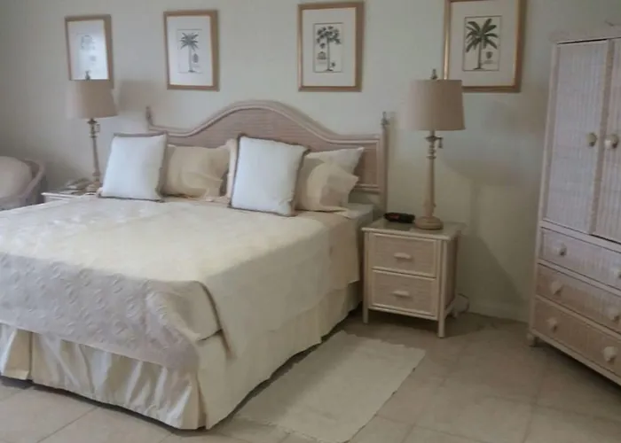 Coral Sands Beach Resort