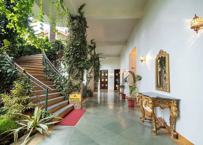 Amritara Ambatty Greens Resort