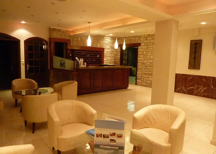 Oasis Hotel