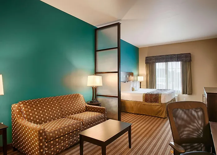 Best Western Plus Desoto Inn & Suites