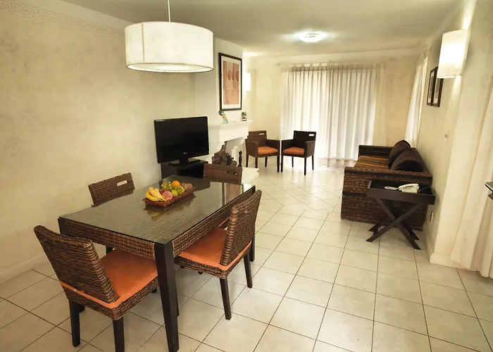 Solanas Punta Del Este & Crystal Beach