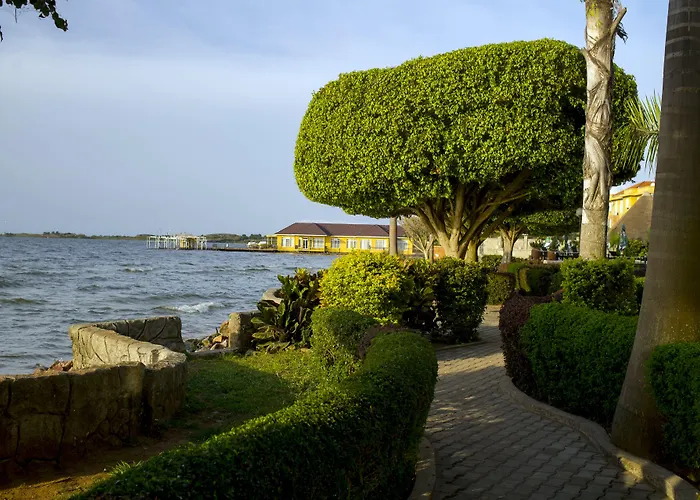 Protea Hotel By Marriott Entebbe
