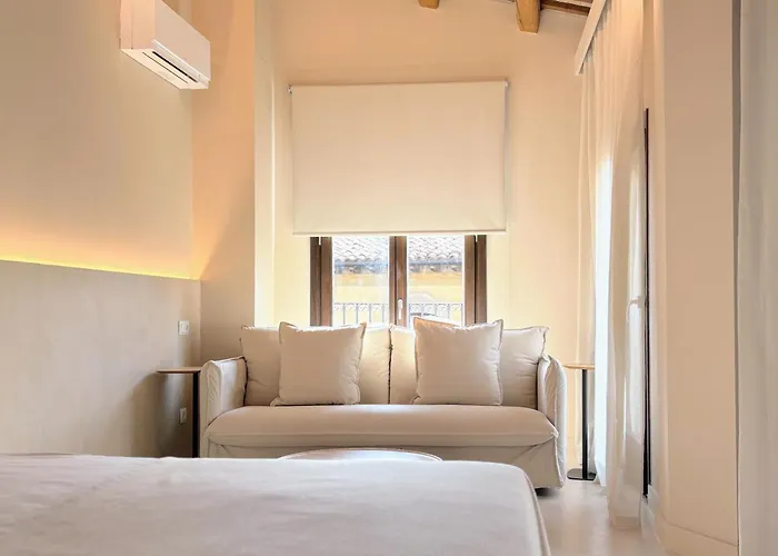 Les Clarisses Boutique Hotel