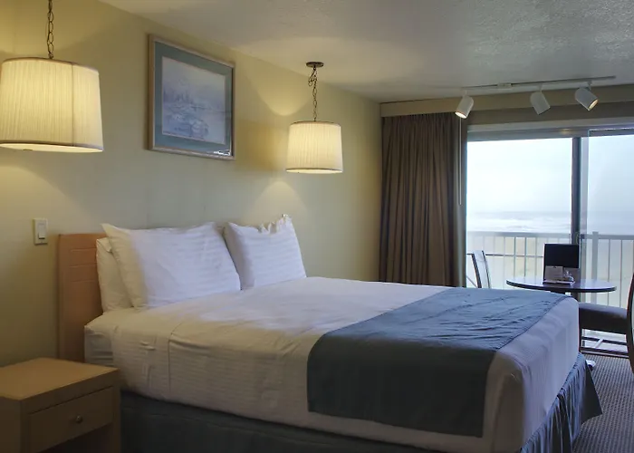 Hi Tide Oceanfront Inn