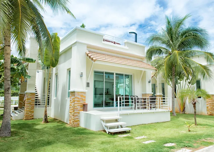 Oriental Beach Pearl Resort